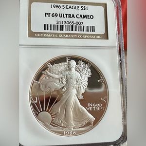 ULTRA CAMEO coin, 1oz fine silver dollar